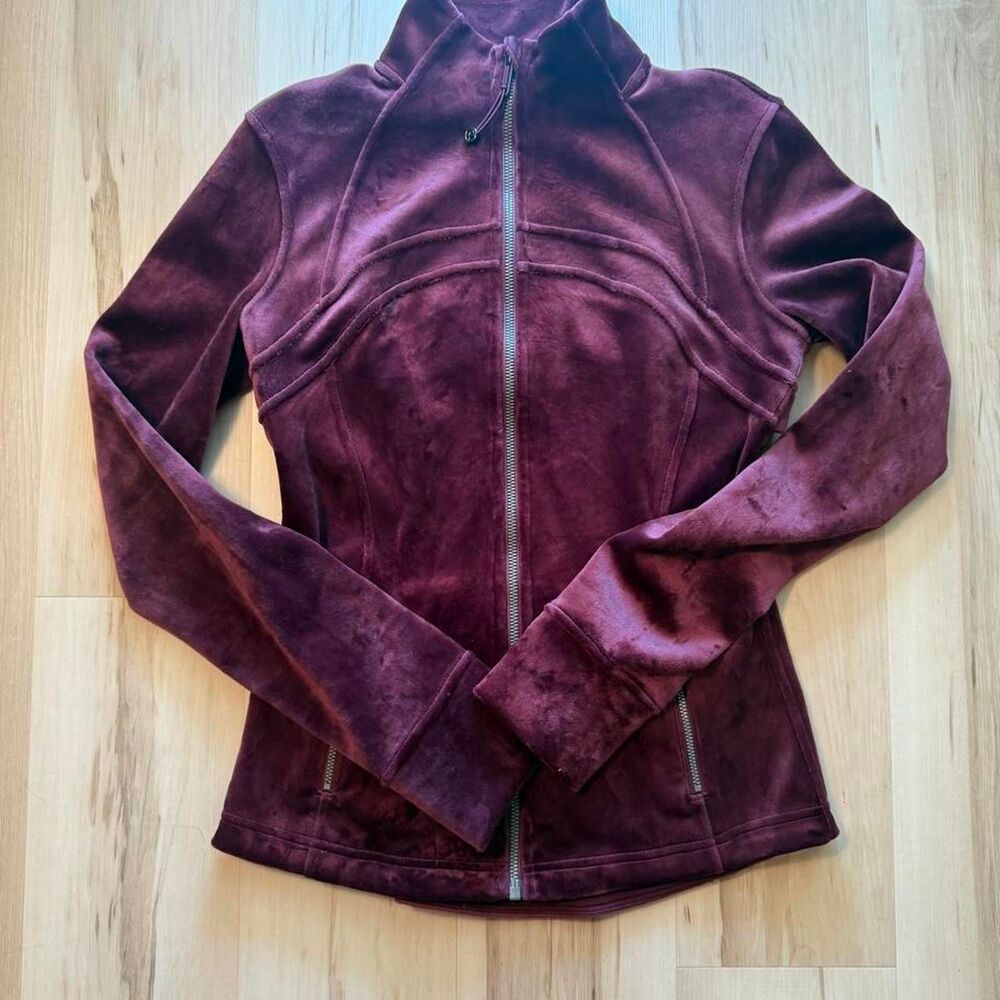 Lululemon Women's Burgundy Jacket
